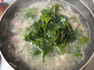 牛肉海帶湯