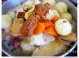 雜菜咖喱三文魚頭