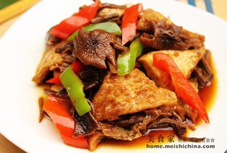 茶樹菇燒豆腐