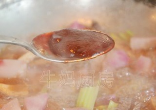 豆蔬牛肉塊