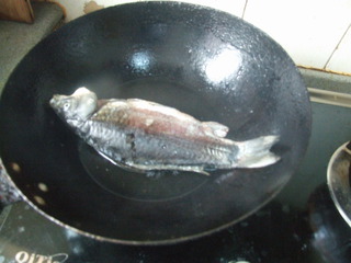 醬汁燒陽幹鯽魚