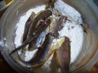 幹鍋小黃魚