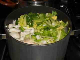魚丸雜菌煲
