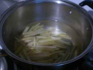 咸菜土豆湯