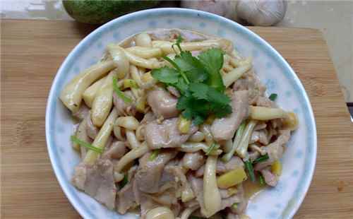 白玉菇炒肉片