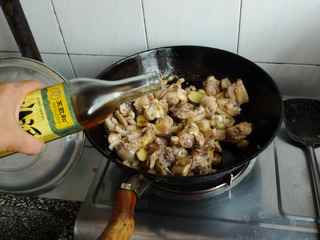 茶樹菇炒仔雞
