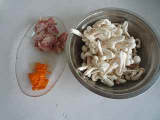臘腸白玉菇