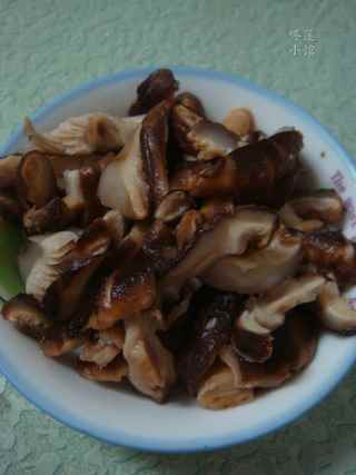 馬蹄玉米花菇面