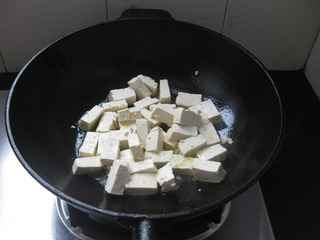 金針菇肉丸燉豆腐
