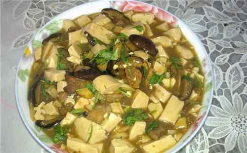 香菇燉豆腐