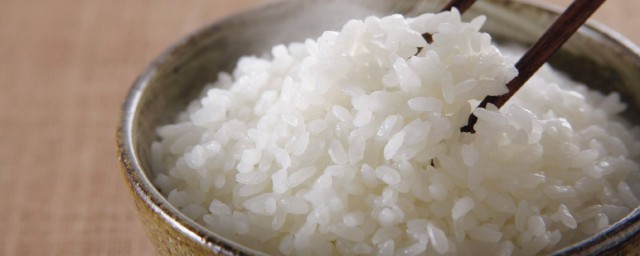 大米飯高溫下煮的時候有營養嗎 大傢可以認識一下