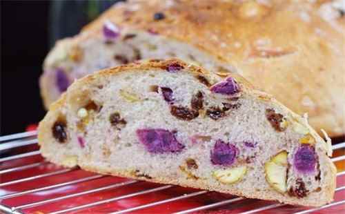 紫薯栗子面包