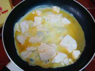 嫩豆腐雞蛋