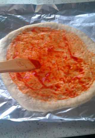 香腸香幹披薩