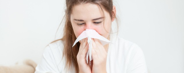 鼻竇炎分泌物什麼顏色 鼻炎擤出來的鼻涕是什麼顏色