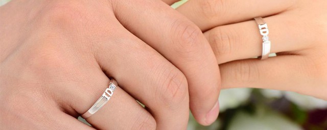 訂婚戒指怎麼戴 隻能戴在這個手指上嗎