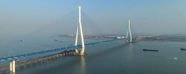 南通幾座長江大橋 長江上第一大橋是什麼