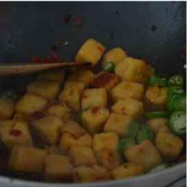 小炒豆腐泡