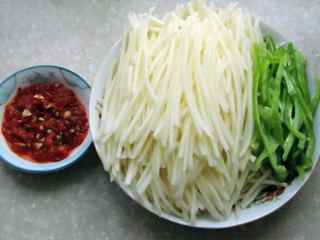 剁椒土豆絲