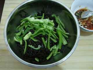 香拌蕨根粉