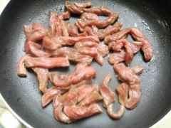 幹煸牛肉絲