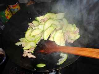 西葫蘆炒肉片