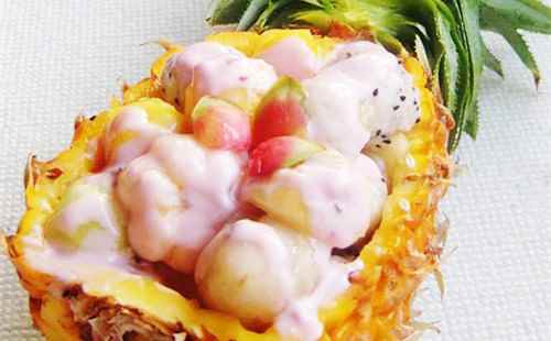 菠蘿船水果沙拉