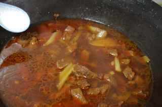 土豆燒牛肉