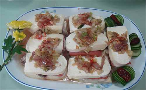 魚肉火腿腸蒸豆腐