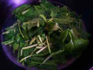 豬肝菠菜湯
