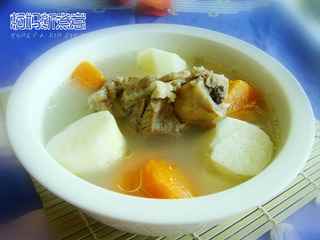 山藥胡蘿卜筒骨湯
