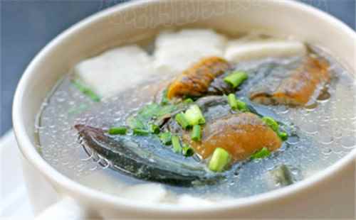 鱔魚皮蛋豆腐湯
