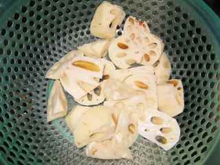 蓮藕排骨湯