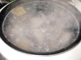 蓮藕排骨湯