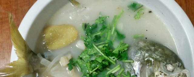 燉魚放什麼調料湯發白 7個技巧教你熬出白白的魚湯