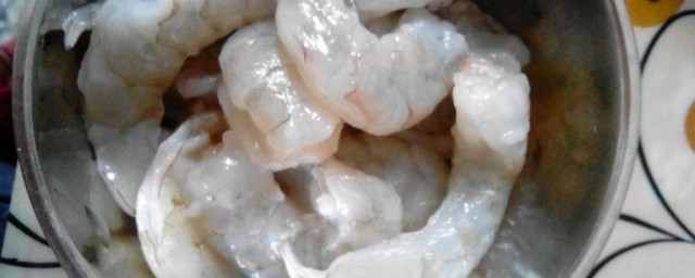 鮮蝦玉米腸傢常做法 鮮蝦玉米腸的制作技巧