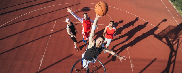 籃球繞桿技巧 籃球繞桿運球有什麼技巧？