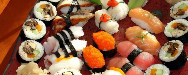 壽司搭配什麼好吃 壽司是一種常見的料理吃起來很方便也好吃