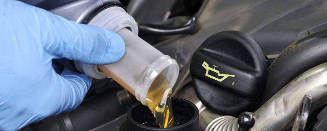 汽車水箱防凍油有什麼好處 防凍油的作用
