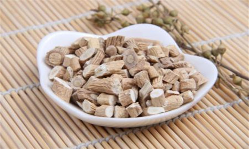 我們喝板藍根需要註意的一些事項