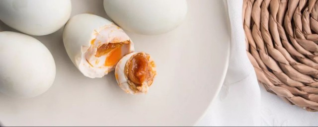 海鴨蛋怎麼醃制 原來這樣醃制會比較好吃