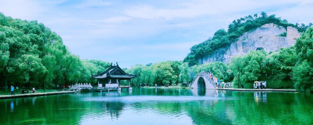 夢見青山綠水美景 你知道是什麼意思嗎