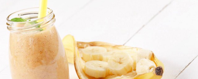 香蕉冰沙傢常做法 快速懶人香蕉冰沙
