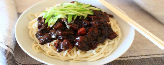 打鹵炸醬面做法大全 打鹵炸醬面做法的五個步驟