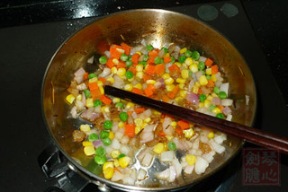 鱈魚炸醬意大利面