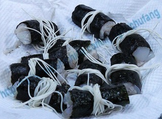 墨魚海苔龍須卷