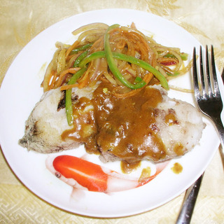 香煎鱈魚配咖喱汁