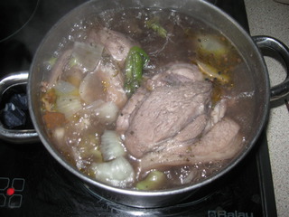 烤肘子