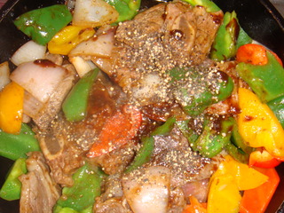 黑椒牛仔骨