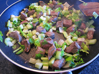 牛肉煮意粉
